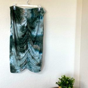 Fashion Nova Olive Green tie dye Skirt (3X)